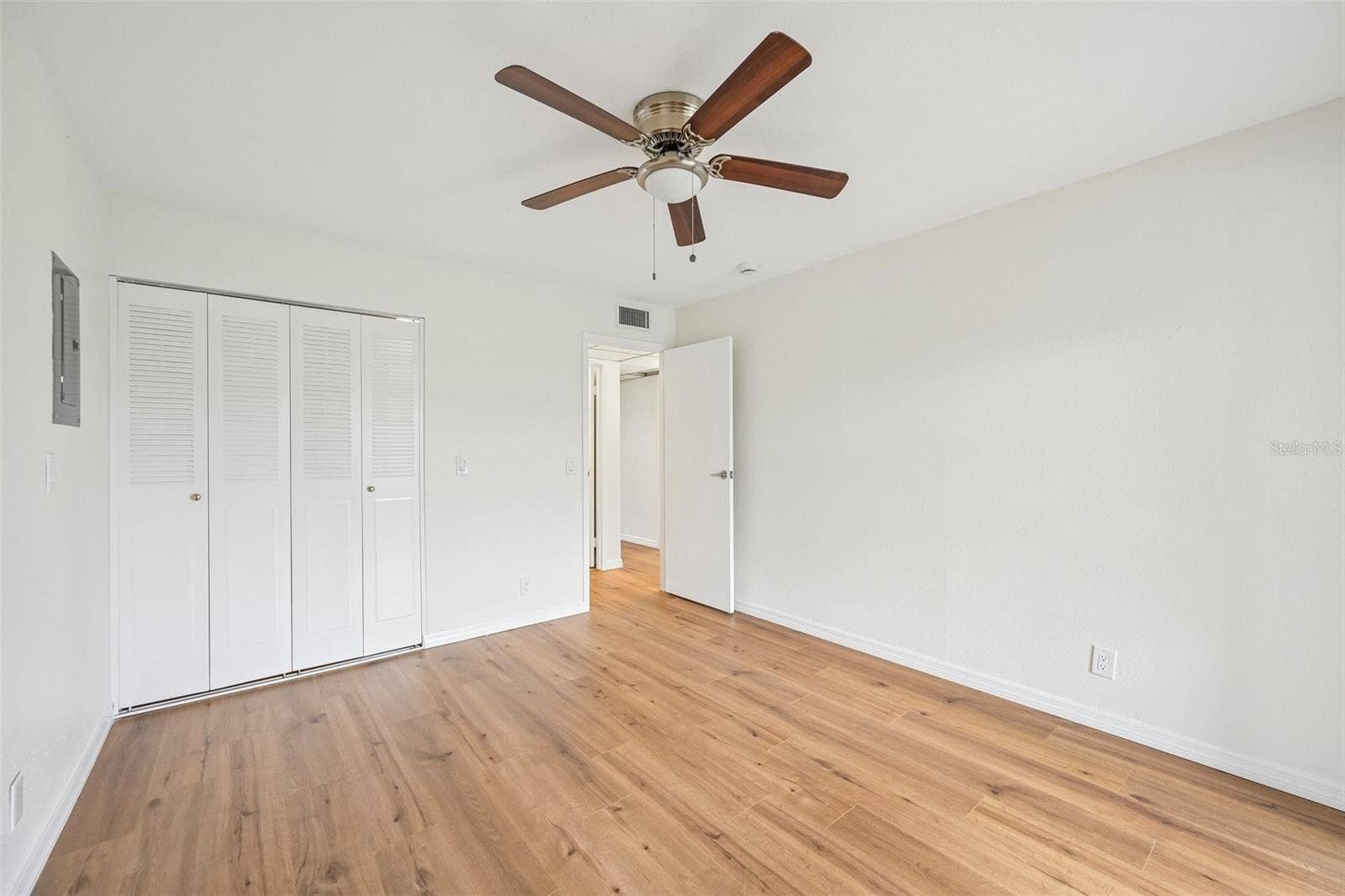 202 BEDFORD TRAIL, #109, Sun City Center, FL 33573 202 BEDFORD TRAIL, #109, Sun City Center, FL 33573