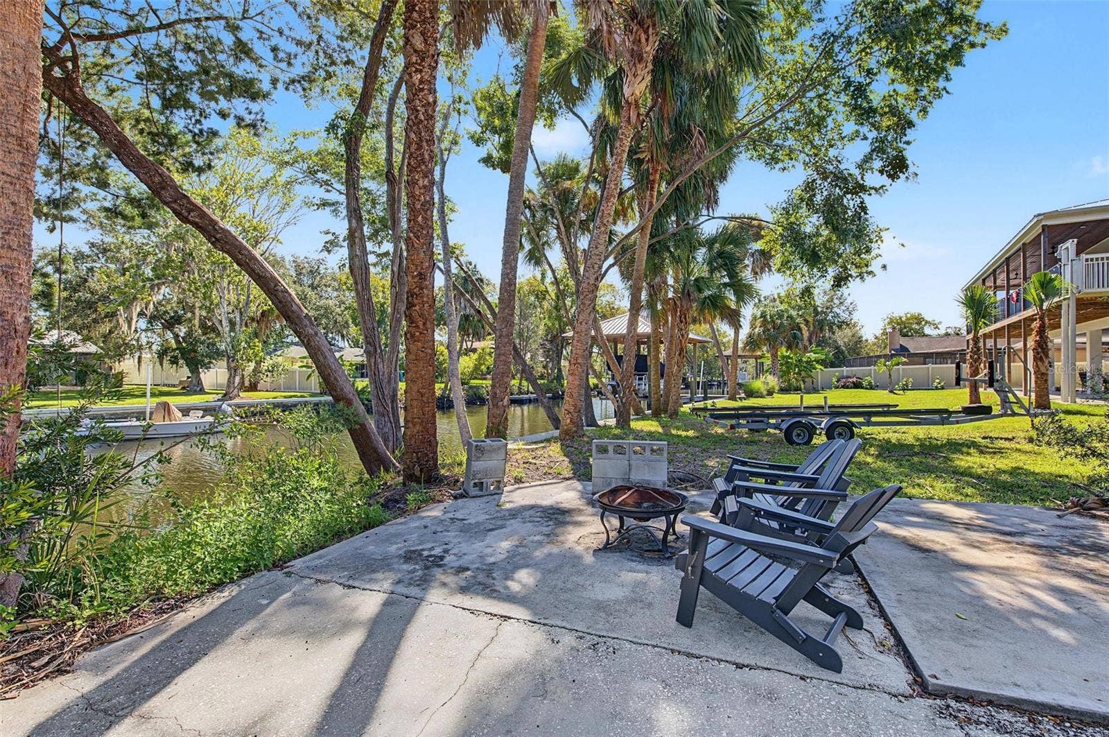 2195 N SLEWFOOT PATH, Crystal River, FL 34429 2195 N SLEWFOOT PATH, Crystal River, FL 34429