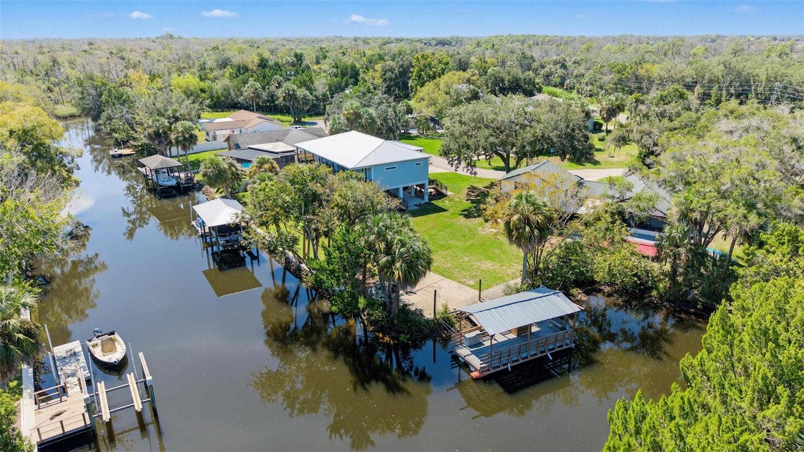 2195 N SLEWFOOT PATH, Crystal River, FL 34429 2195 N SLEWFOOT PATH, Crystal River, FL 34429