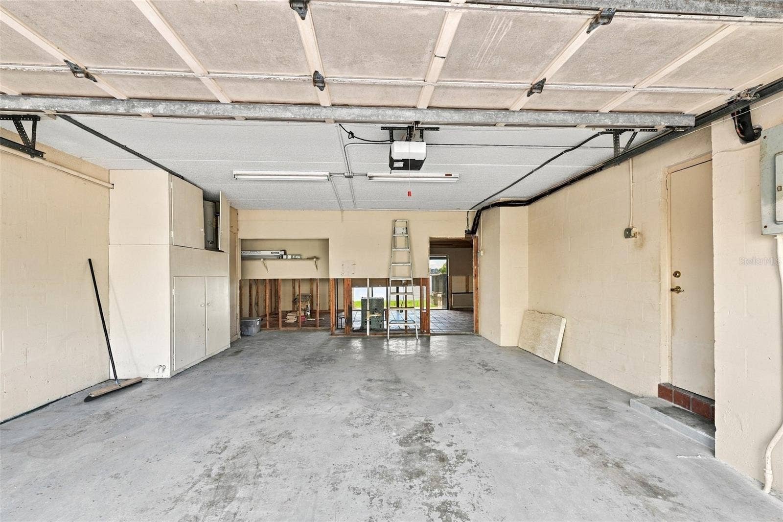 535 HAVEN POINT DRIVE, Treasure Island, FL 33706 535 HAVEN POINT DRIVE, Treasure Island, FL 33706