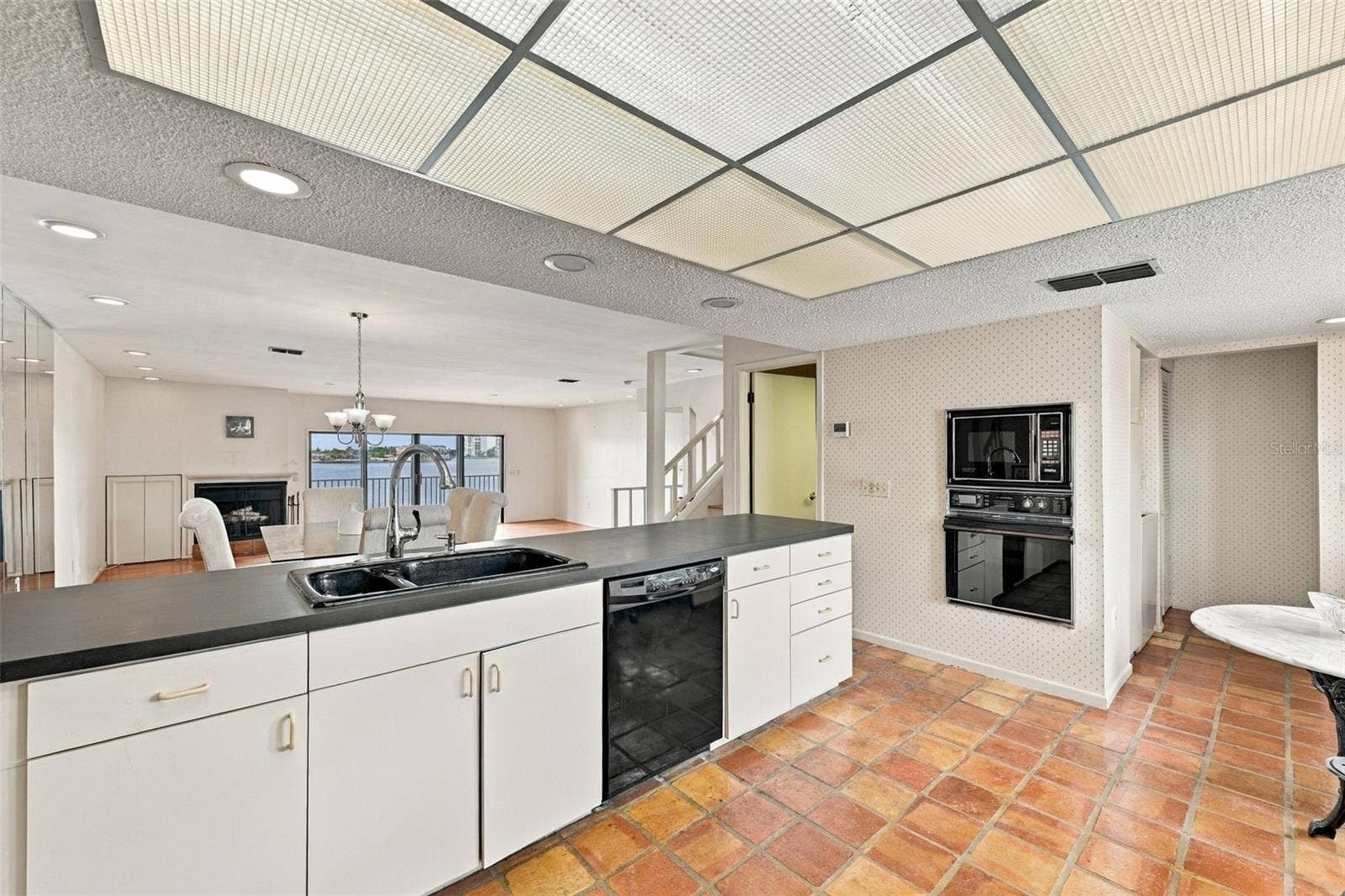 535 HAVEN POINT DRIVE, Treasure Island, FL 33706 535 HAVEN POINT DRIVE, Treasure Island, FL 33706
