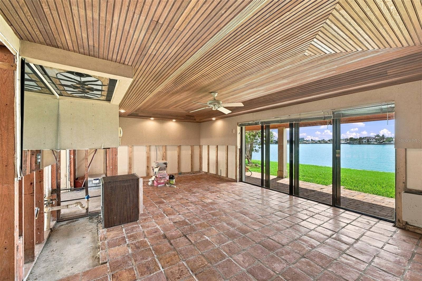 535 HAVEN POINT DRIVE, Treasure Island, FL 33706 535 HAVEN POINT DRIVE, Treasure Island, FL 33706