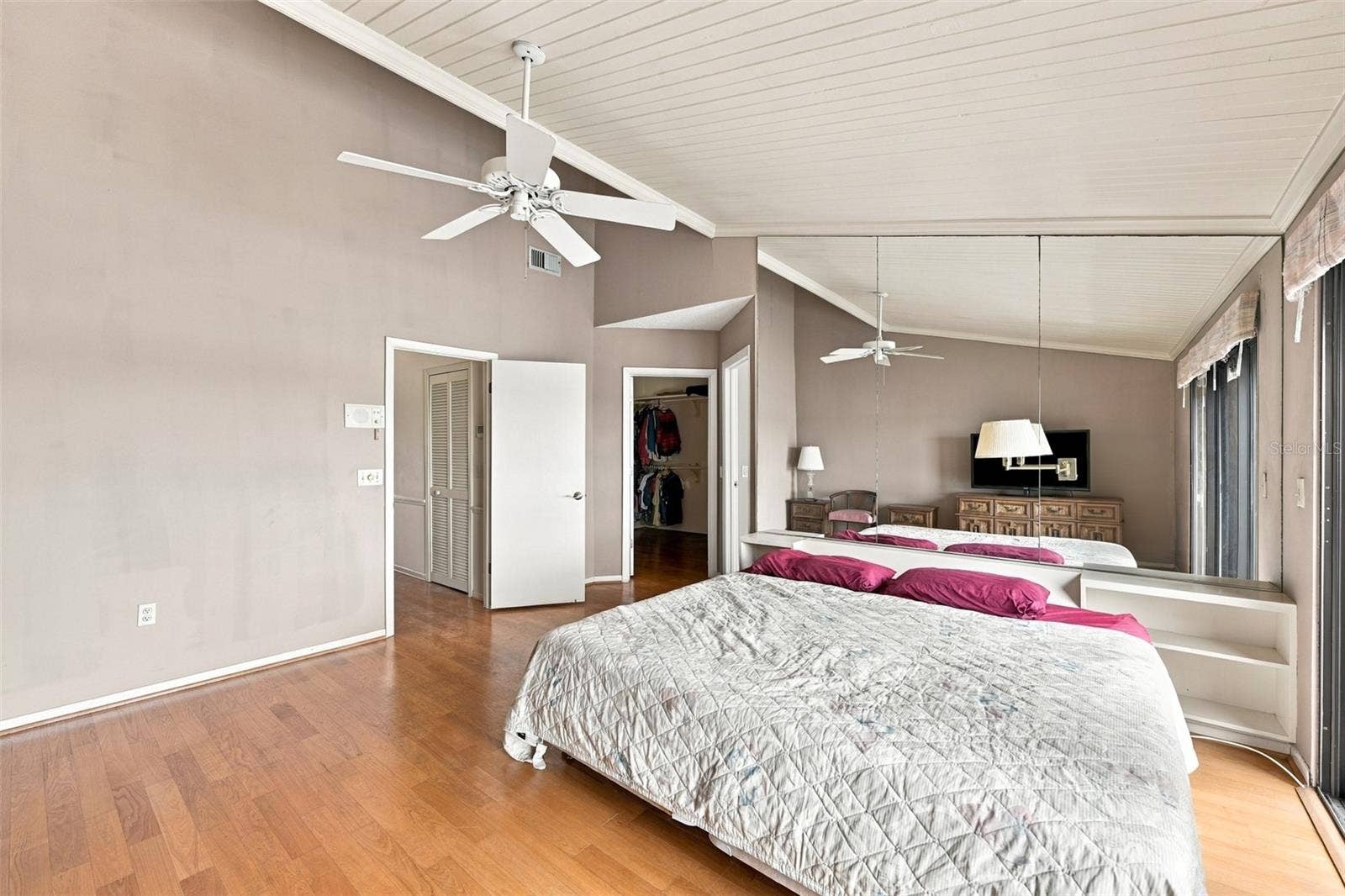 535 HAVEN POINT DRIVE, Treasure Island, FL 33706 535 HAVEN POINT DRIVE, Treasure Island, FL 33706