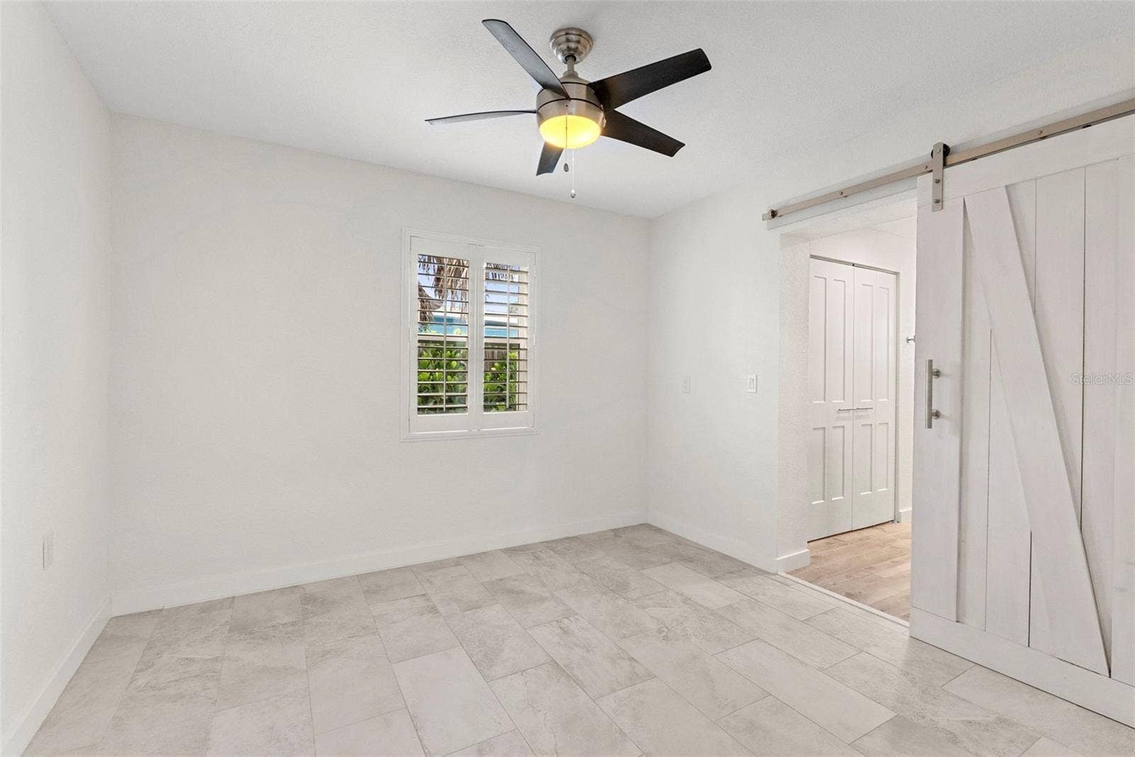 450 78TH AVENUE, St Pete Beach, FL 33706 Primary Bedroom