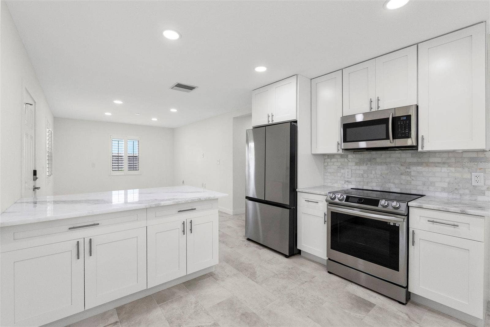 450 78TH AVENUE, St Pete Beach, FL 33706 450 78TH AVENUE, St Pete Beach, FL 33706