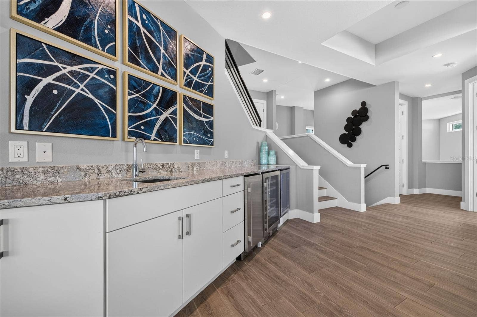 10209 GULF BOULEVARD, Treasure Island, FL 33706 10209 GULF BOULEVARD, Treasure Island, FL 33706