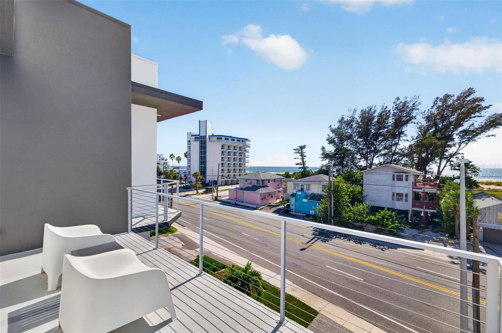 10209 GULF BOULEVARD, Treasure Island, FL 33706 10209 GULF BOULEVARD, Treasure Island, FL 33706