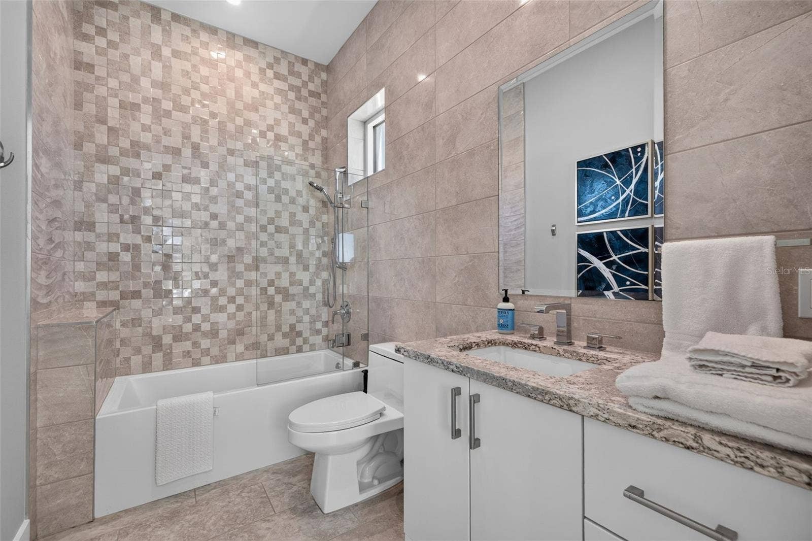 10209 GULF BOULEVARD, Treasure Island, FL 33706 10209 GULF BOULEVARD, Treasure Island, FL 33706