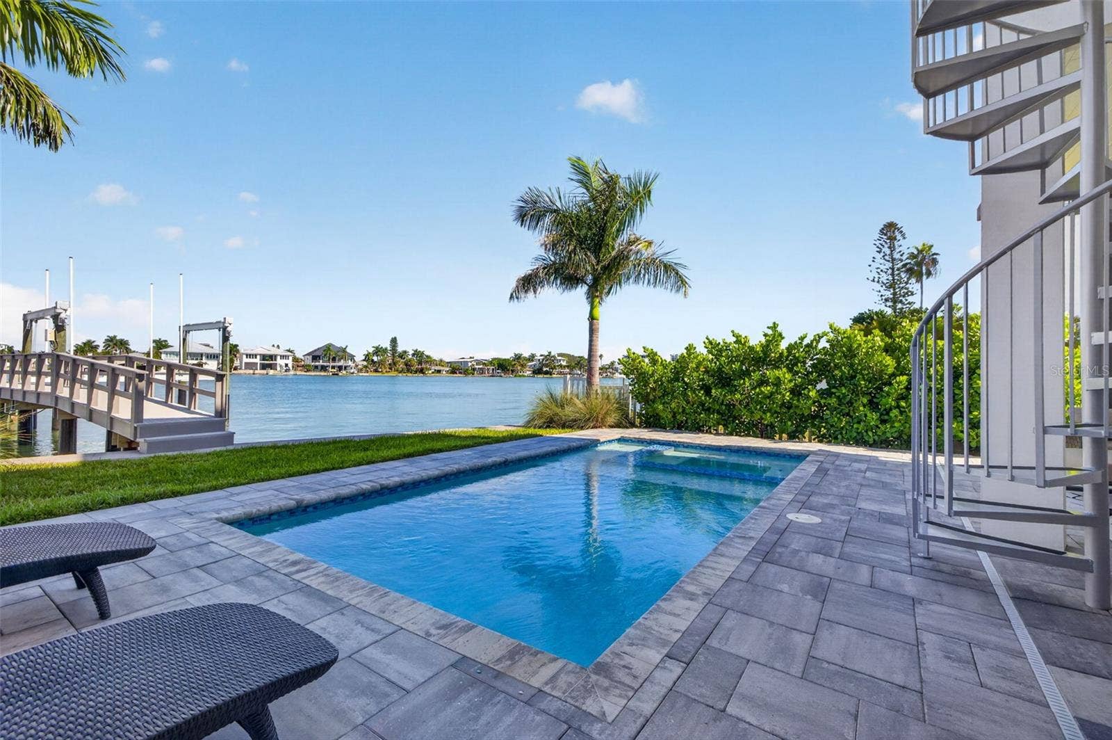 10209 GULF BOULEVARD, Treasure Island, FL 33706 10209 GULF BOULEVARD, Treasure Island, FL 33706