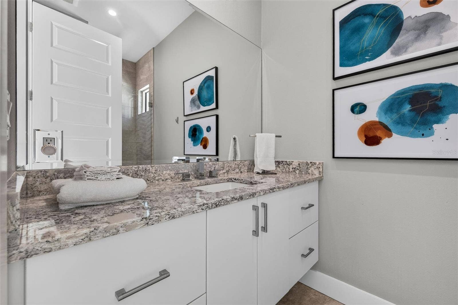 10209 GULF BOULEVARD, Treasure Island, FL 33706 10209 GULF BOULEVARD, Treasure Island, FL 33706