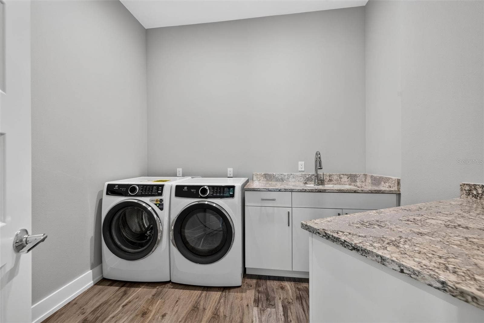 10209 GULF BOULEVARD, Treasure Island, FL 33706 10209 GULF BOULEVARD, Treasure Island, FL 33706