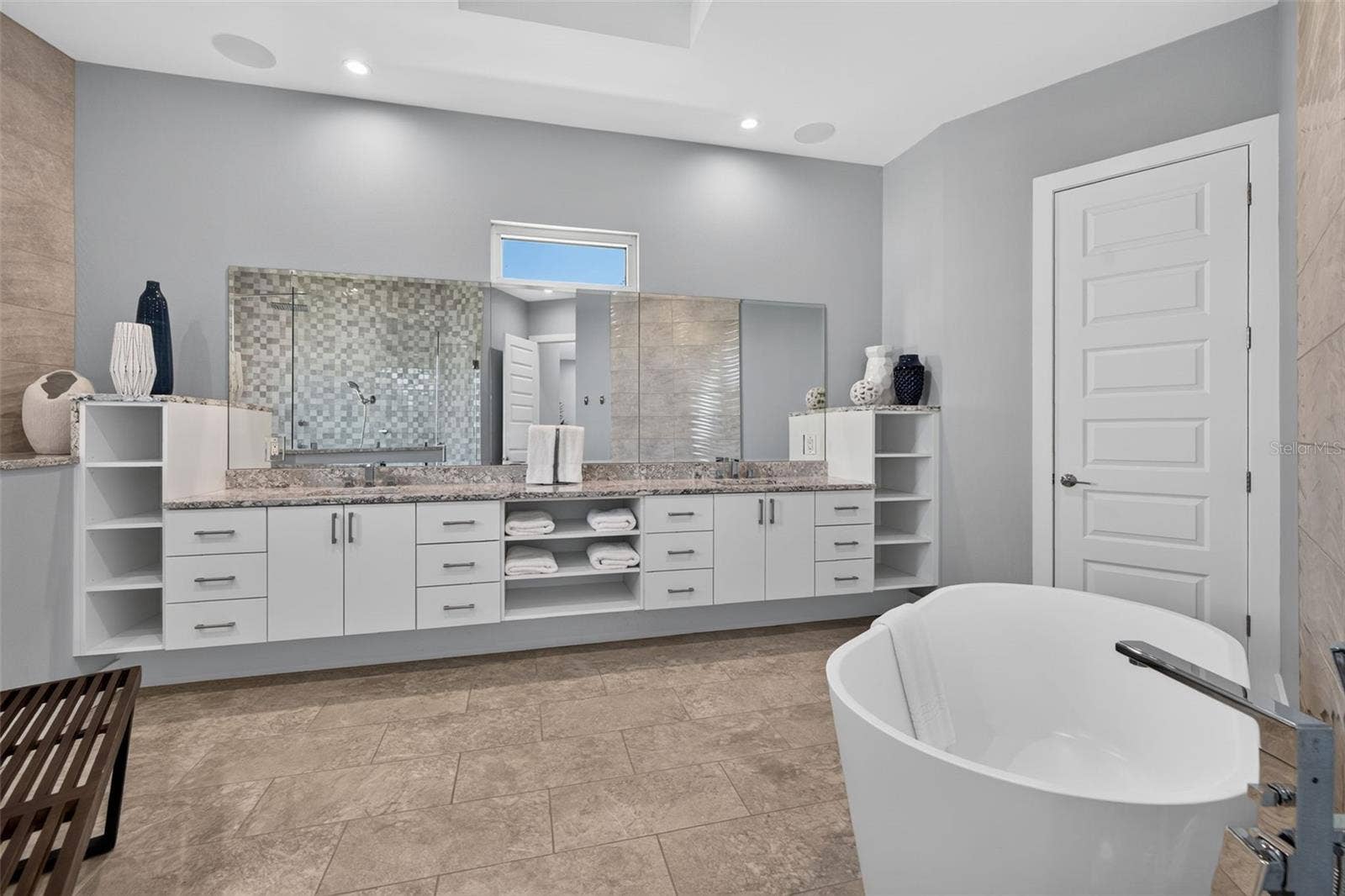 10209 GULF BOULEVARD, Treasure Island, FL 33706 10209 GULF BOULEVARD, Treasure Island, FL 33706