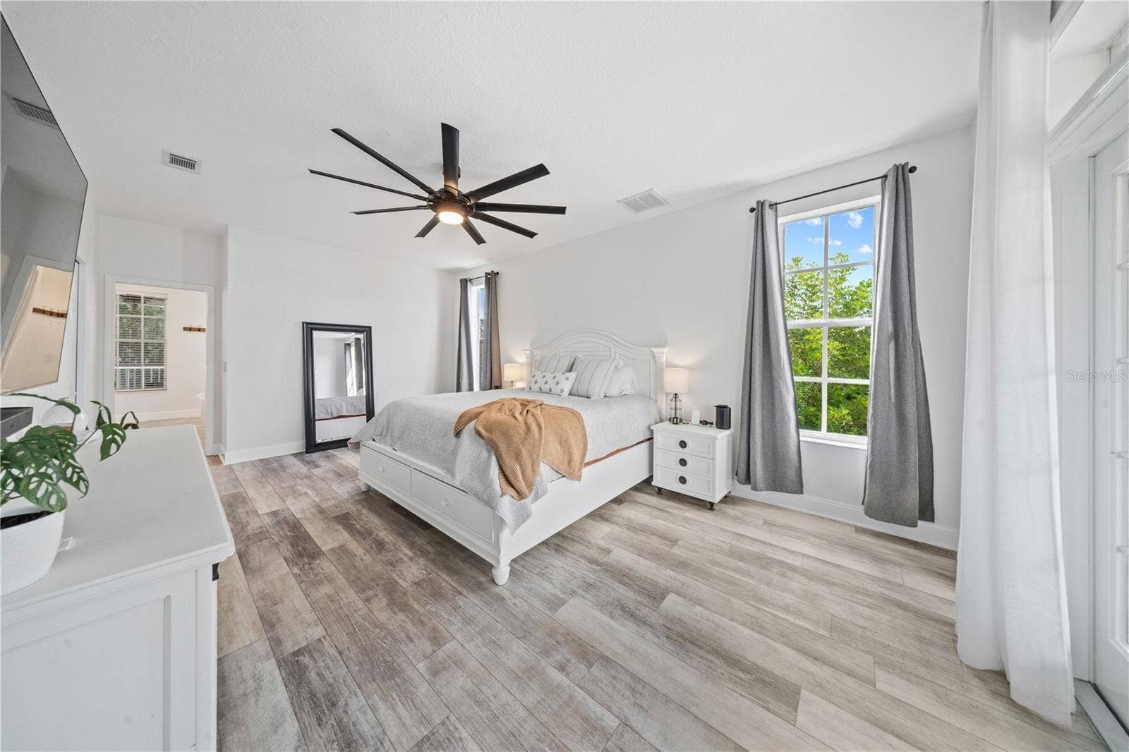 1456 N JASMINE AVENUE, Tarpon Springs, FL 34689