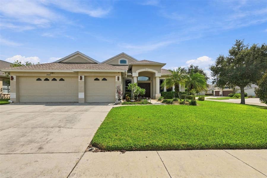 Property photo for 13620 ARTESA BELL DRIVE, Riverview, FL
