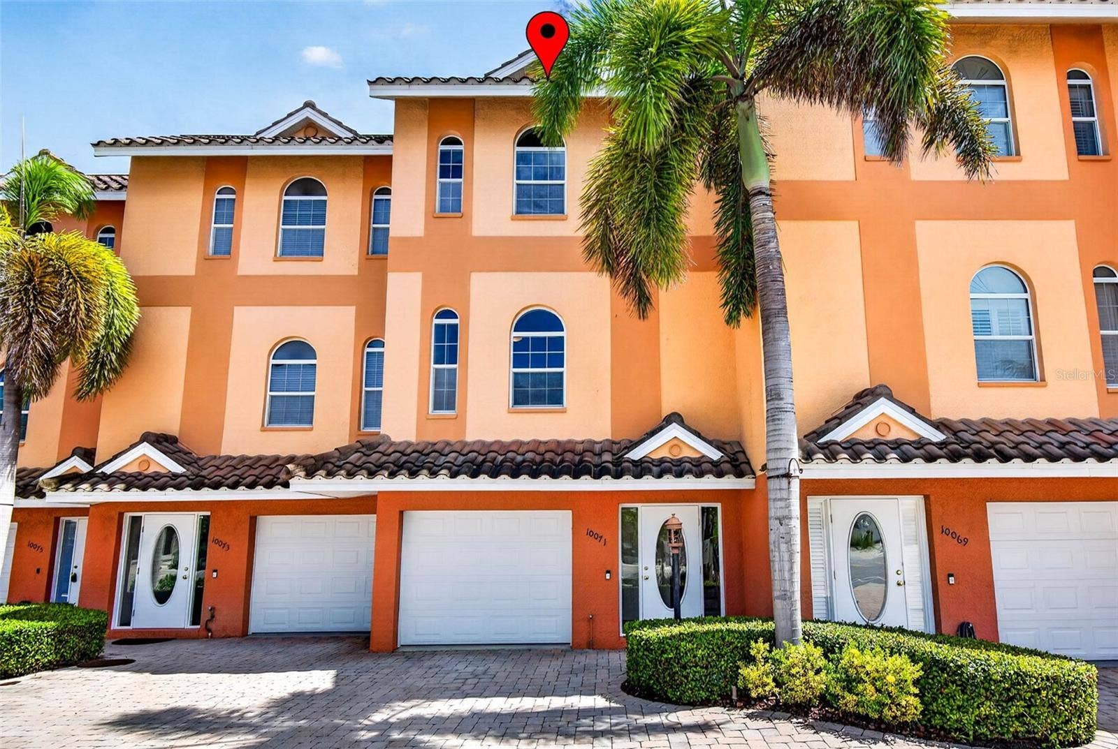 10071 GULF BOULEVARD, Treasure Island, FL 33706 10071 GULF BOULEVARD, Treasure Island, FL 33706