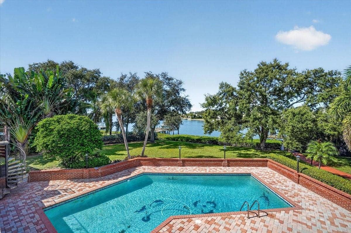 2278 KINGS POINT DRIVE, Largo, FL 33774 2278 KINGS POINT DRIVE, Largo, FL 33774