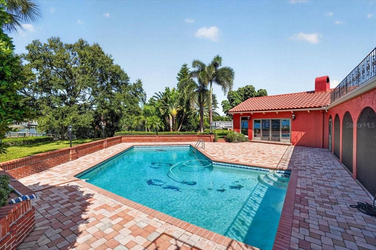 2278 KINGS POINT DRIVE, Largo, FL 33774 2278 KINGS POINT DRIVE, Largo, FL 33774