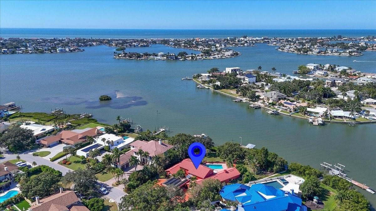 2278 KINGS POINT DRIVE, Largo, FL 33774 2278 KINGS POINT DRIVE, Largo, FL 33774