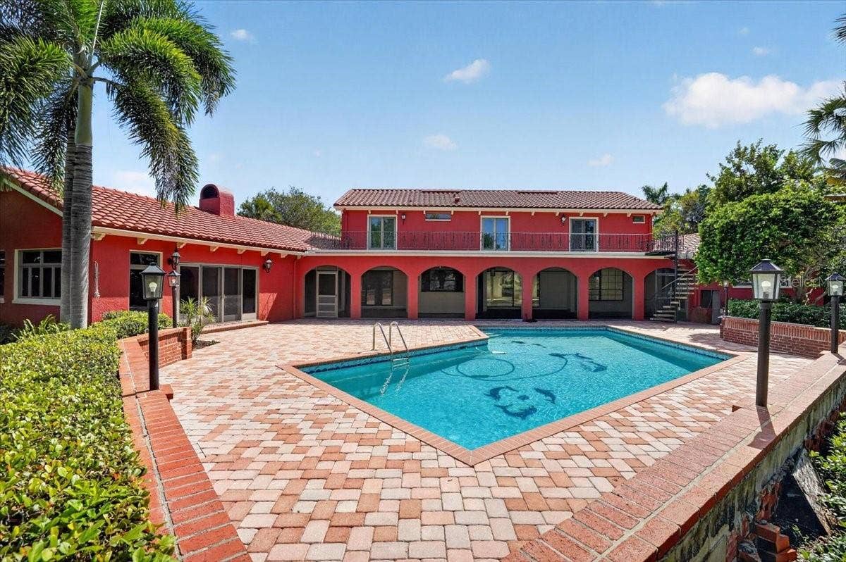 2278 KINGS POINT DRIVE, Largo, FL 33774 2278 KINGS POINT DRIVE, Largo, FL 33774
