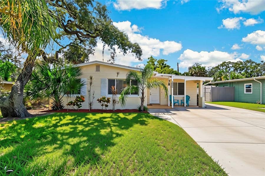 Property photo for 10840 50TH AVENUE N, St Petersburg, FL