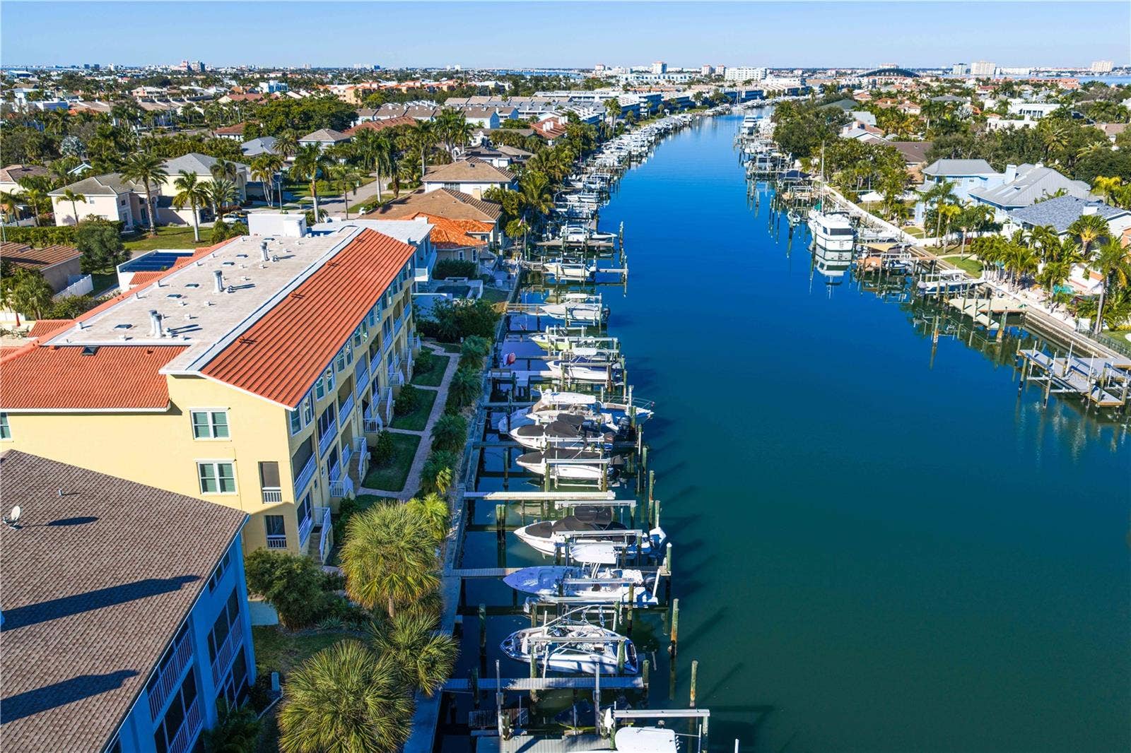 1067 PINELLAS BAYWAY S, St Petersburg, FL 33715 1067 PINELLAS BAYWAY S, St Petersburg, FL 33715