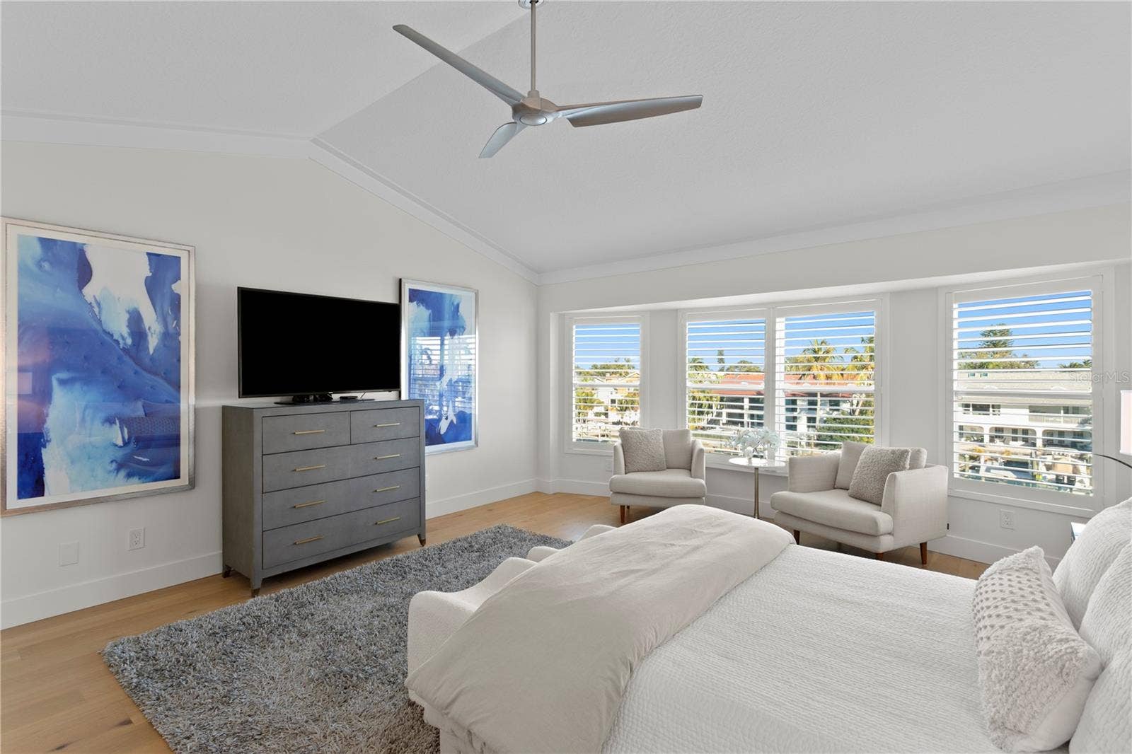 1067 PINELLAS BAYWAY S, St Petersburg, FL 33715 Primary bedroom