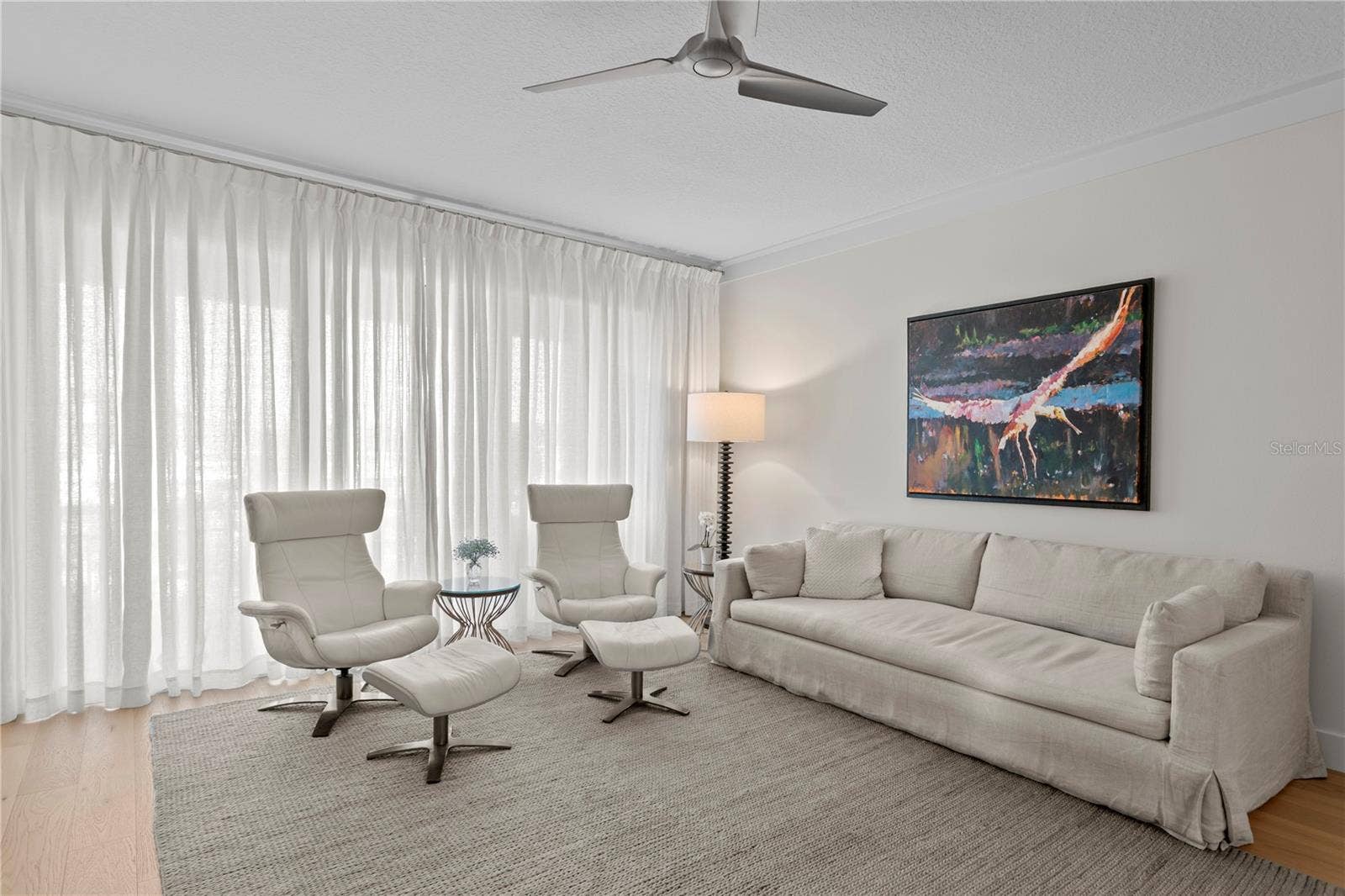 1067 PINELLAS BAYWAY S, St Petersburg, FL 33715 2nd level living room
