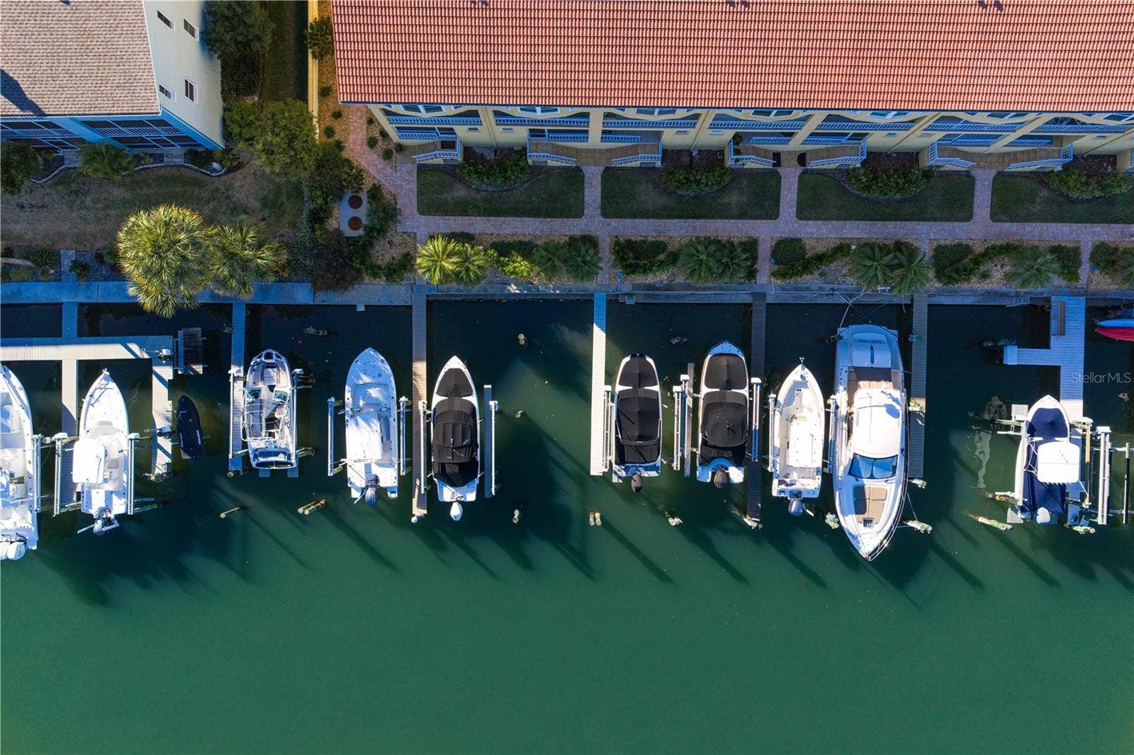 1067 PINELLAS BAYWAY S, St Petersburg, FL 33715 oversized dock