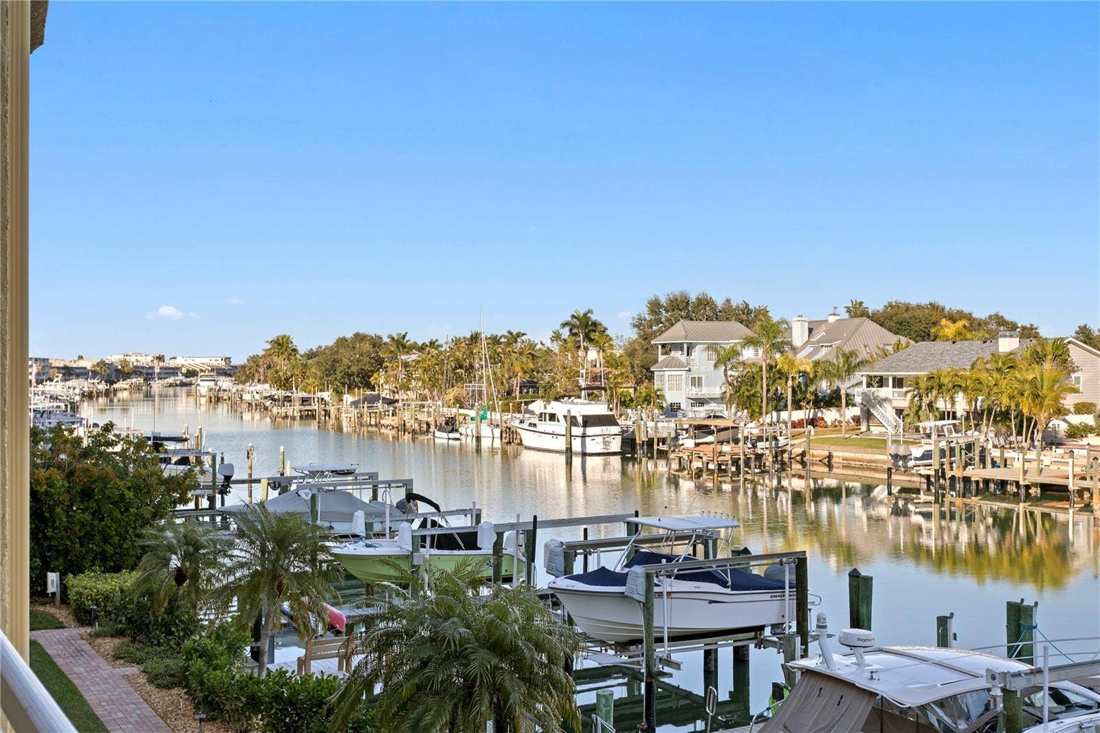 1067 PINELLAS BAYWAY S, St Petersburg, FL 33715 1067 PINELLAS BAYWAY S, St Petersburg, FL 33715