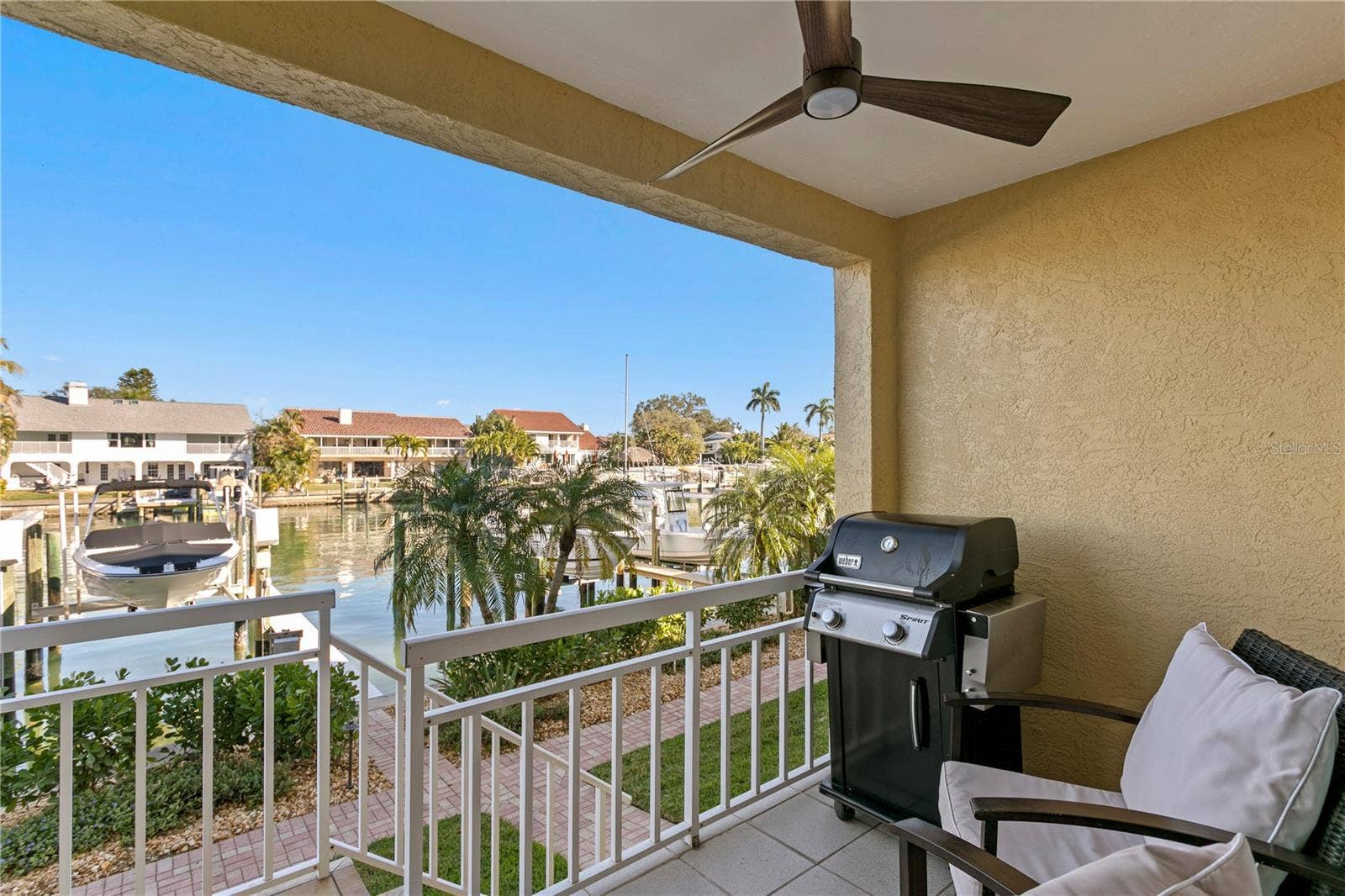 1067 PINELLAS BAYWAY S, St Petersburg, FL 33715 Ground level easy access to dock