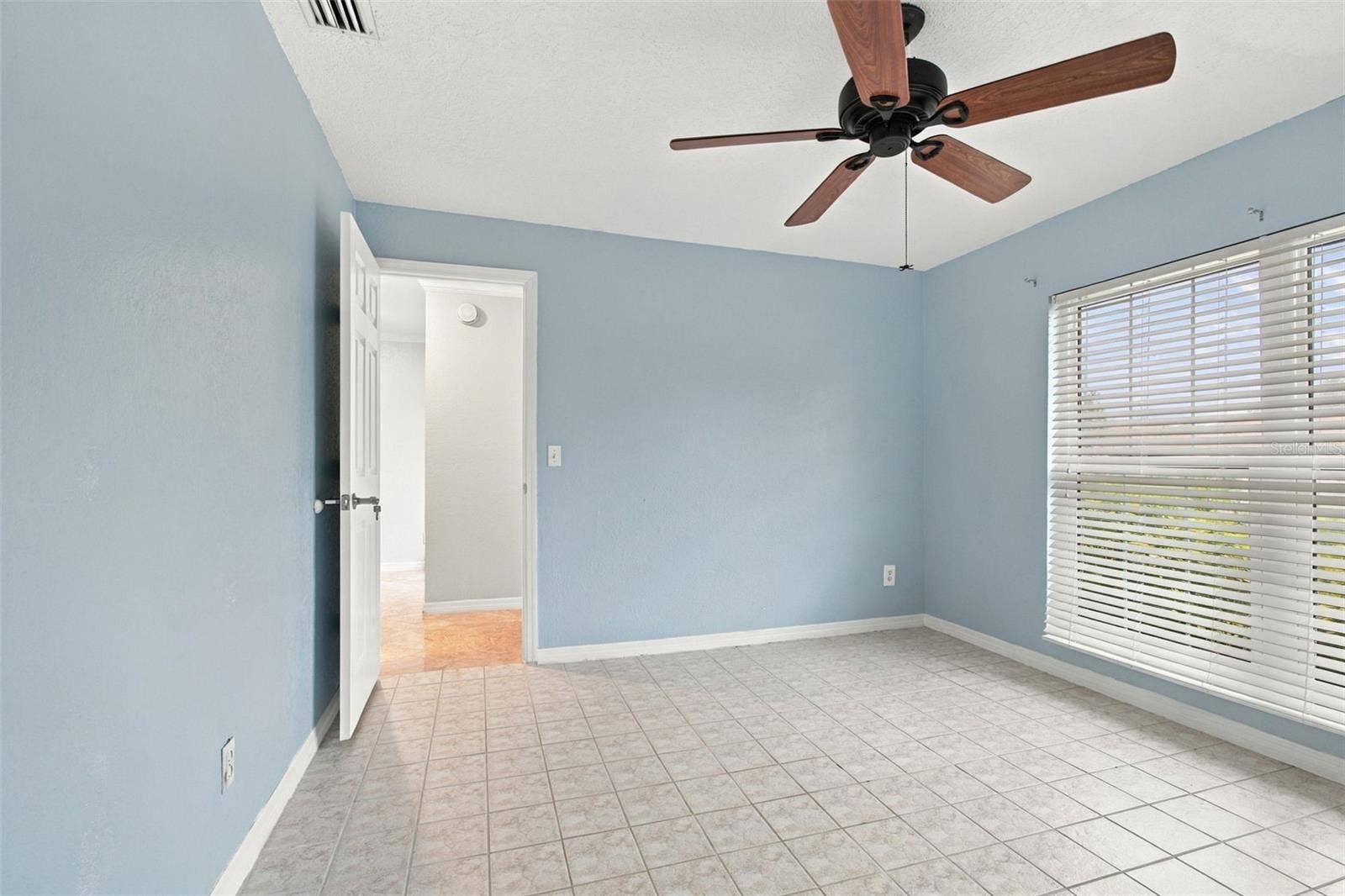 2254 HERON CIR, Clearwater, FL 33762 2254 HERON CIR, Clearwater, FL 33762