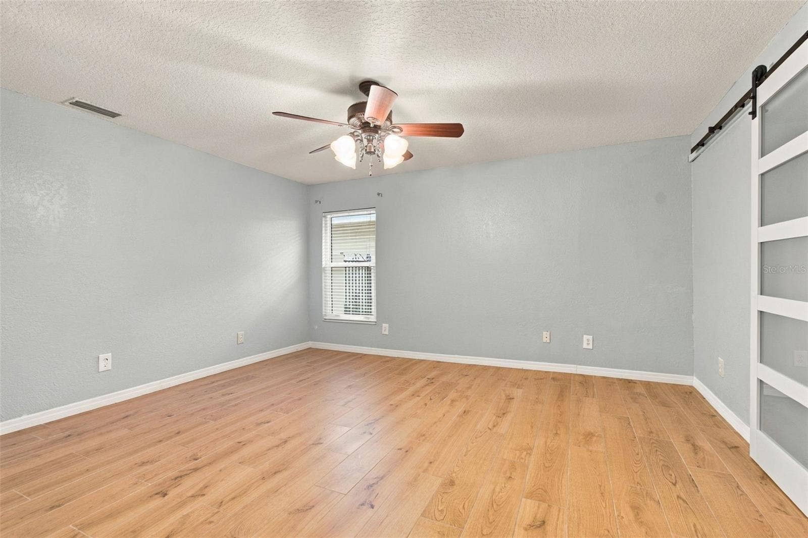 2254 HERON CIR, Clearwater, FL 33762 Another view of second bedroom.