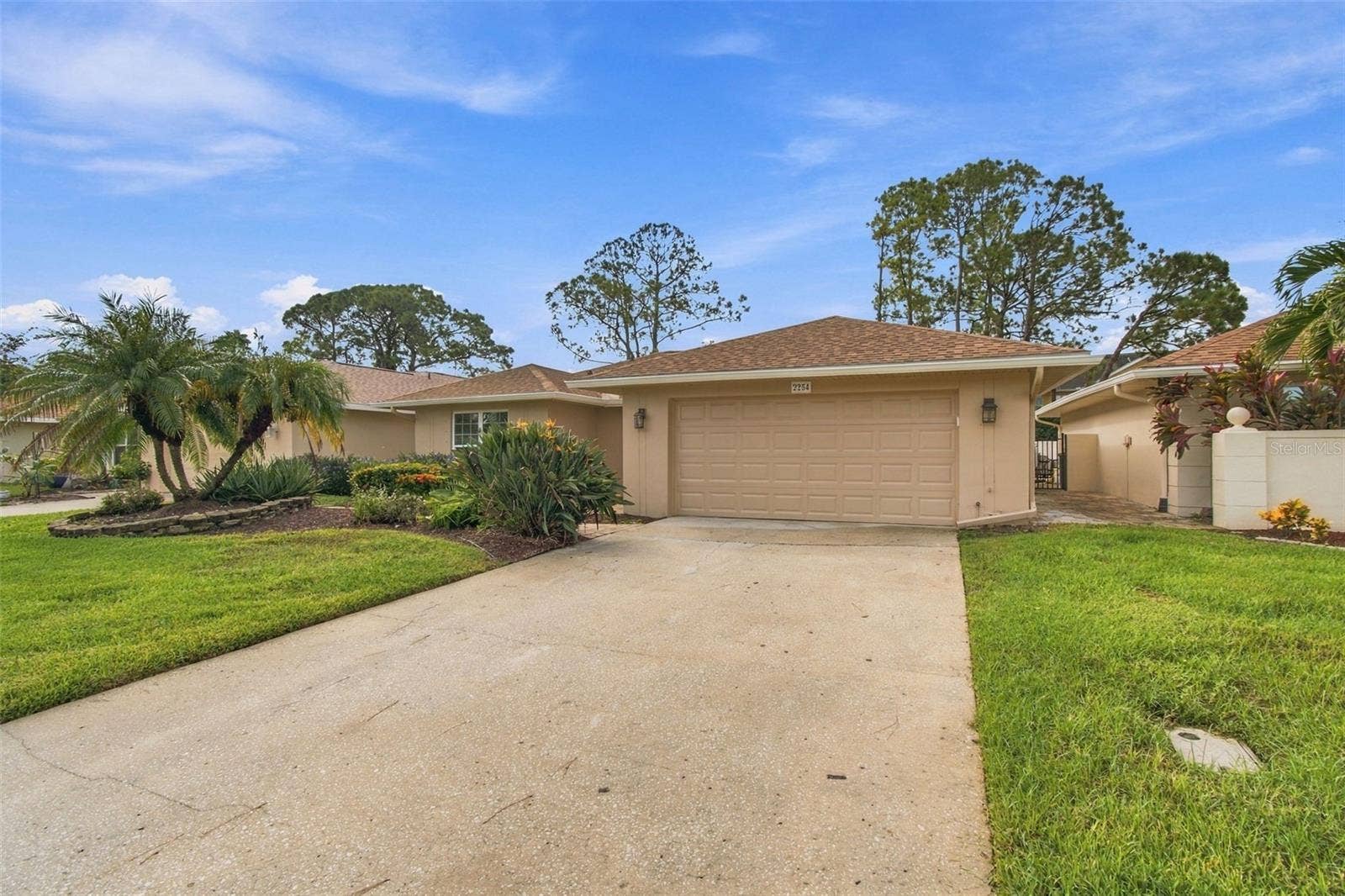 2254 HERON CIR, Clearwater, FL 33762 2254 HERON CIR, Clearwater, FL 33762