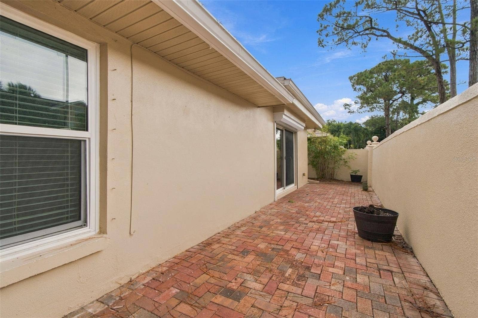 2254 HERON CIR, Clearwater, FL 33762 2254 HERON CIR, Clearwater, FL 33762