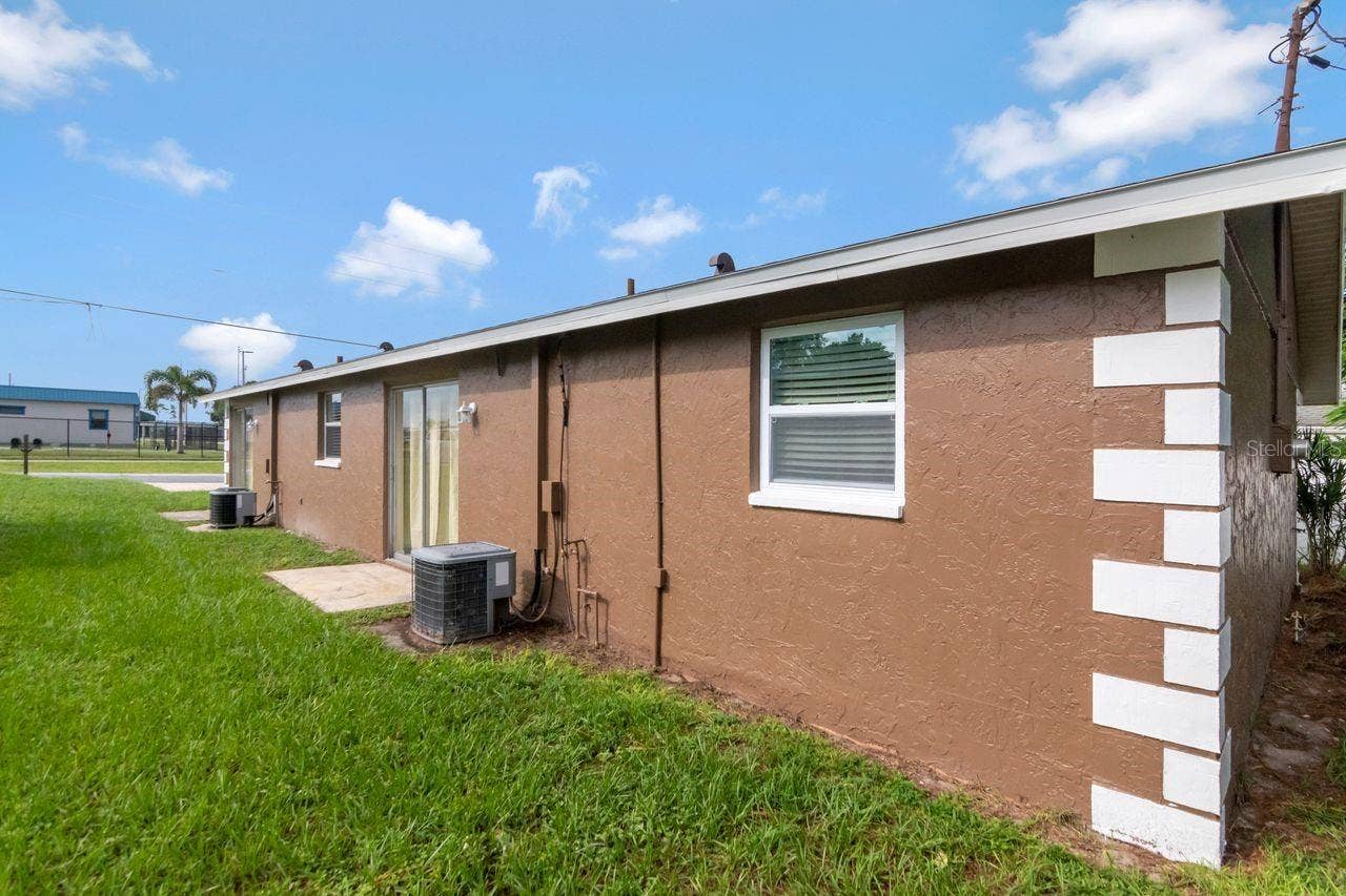 5374/5376 SCHOOL ROAD, New Port Richey, FL 34652 5374/5376 SCHOOL ROAD, New Port Richey, FL 34652