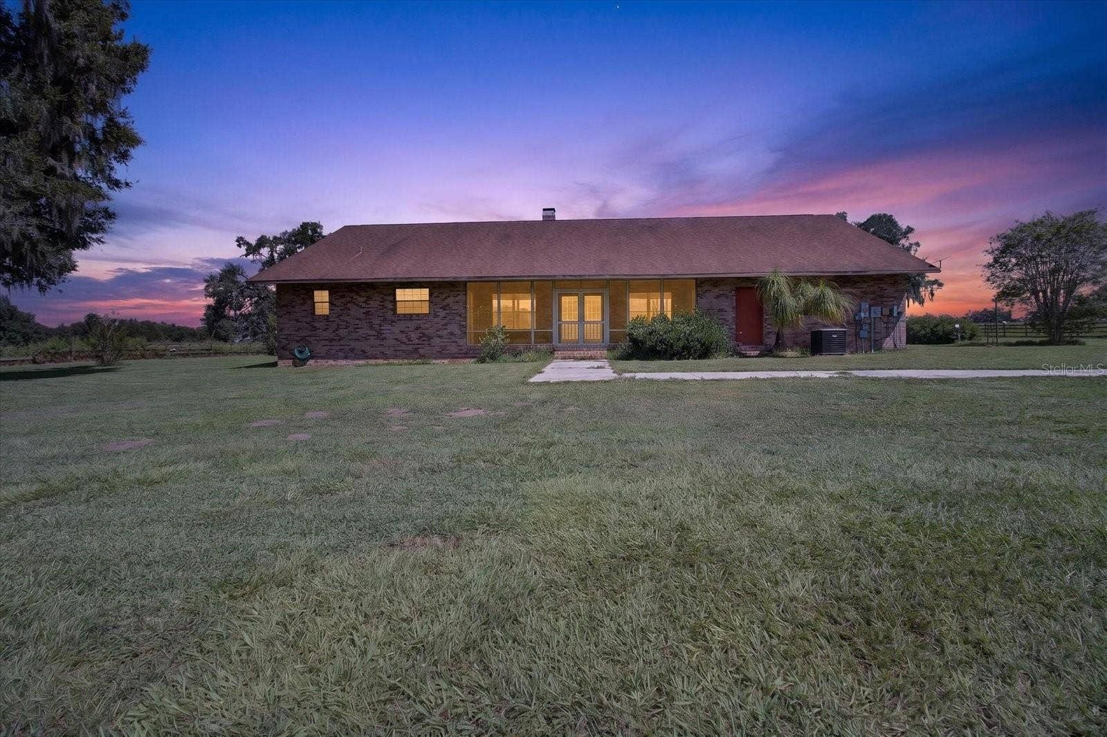 9229 FORT KING ROAD, Dade City, FL 33525