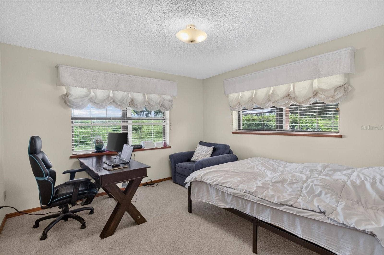 9229 FORT KING ROAD, Dade City, FL 33525