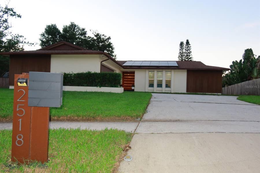 Property photo for 2518 HICKORY COURT, Clearwater, FL