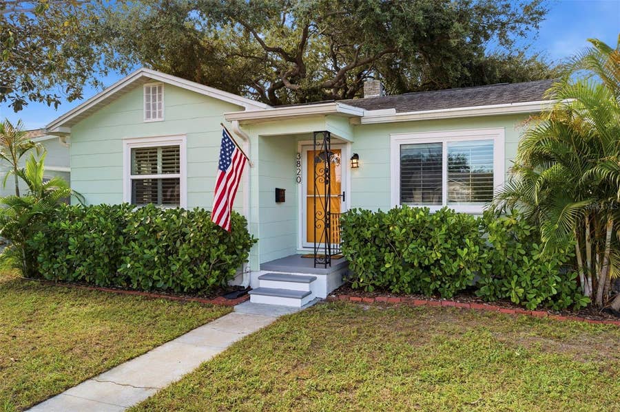 Property photo for 3820 BURLINGTON AVENUE N, St Petersburg, FL