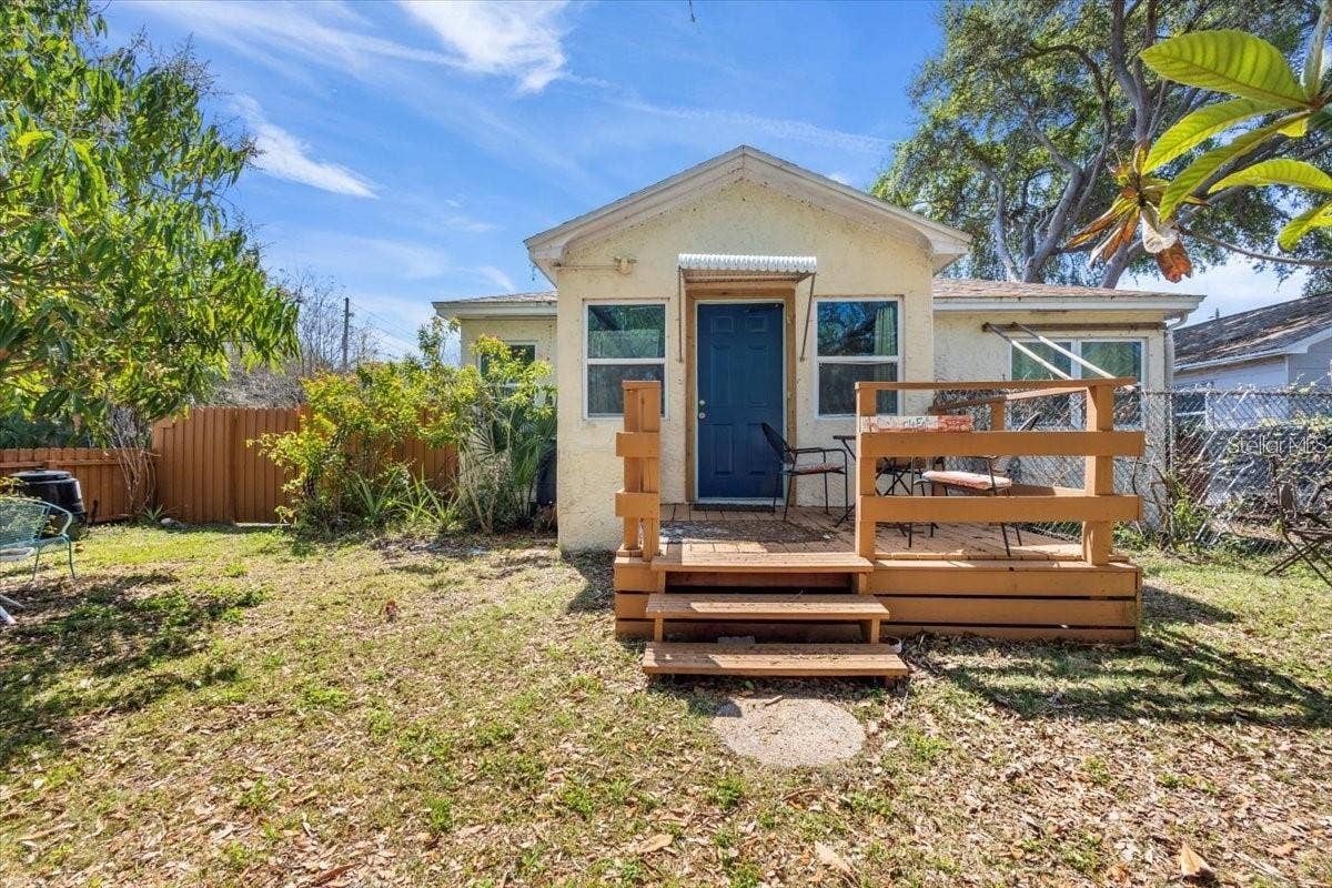 1901 3RD STREET S, St Petersburg, FL 33705 1901 3RD STREET S, St Petersburg, FL 33705