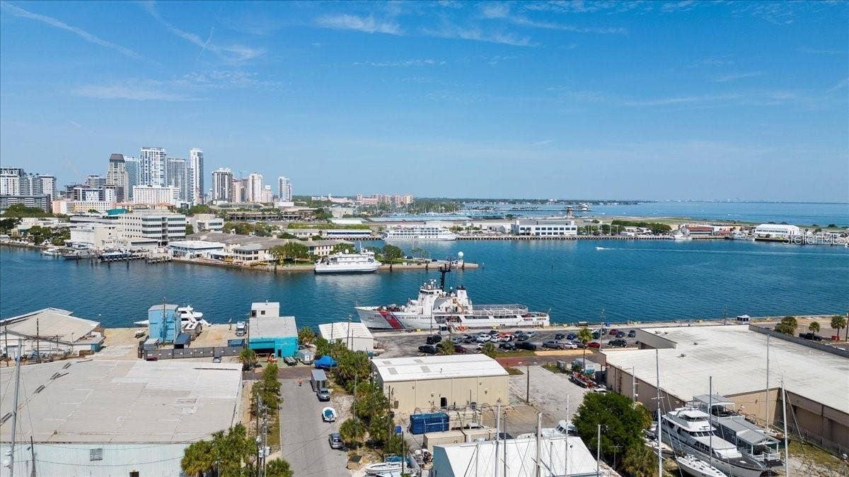 1901 3RD STREET S, St Petersburg, FL 33705 1901 3RD STREET S, St Petersburg, FL 33705