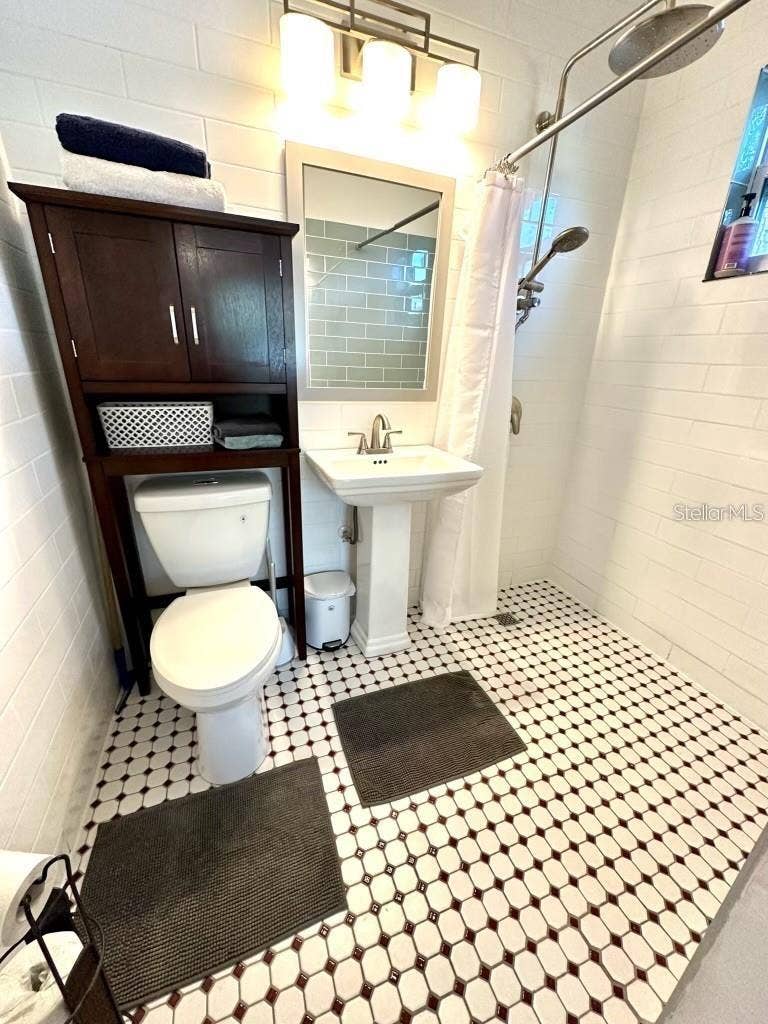 1901 3RD STREET S, St Petersburg, FL 33705 1901 3RD STREET S, St Petersburg, FL 33705