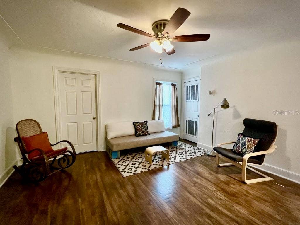1901 3RD STREET S, St Petersburg, FL 33705 1901 3RD STREET S, St Petersburg, FL 33705