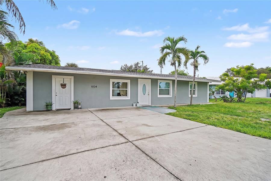 Property photo for 1024 S ALHAMBRA CIRCLE, Naples, FL