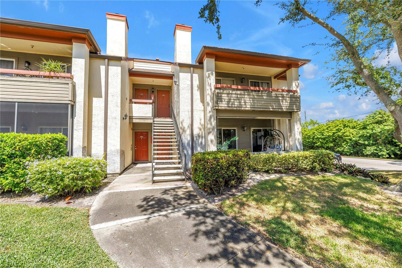 10263 GANDY BOULEVARD N, #315, St Petersburg, FL 33702 front of condo