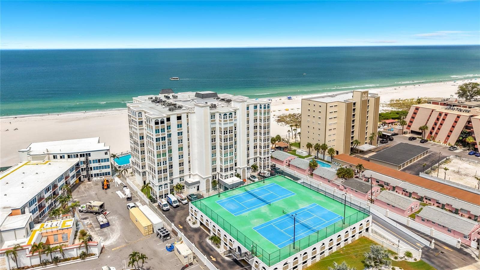 4950 GULF BOULEVARD, #903, St Pete Beach, FL 33706 4950 GULF BOULEVARD, #903, St Pete Beach, FL 33706