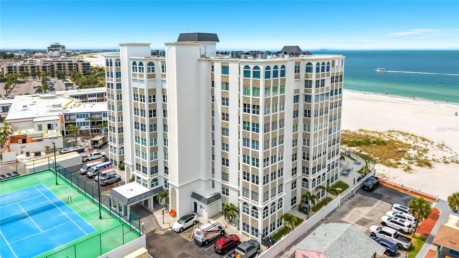 4950 GULF BOULEVARD, #903, St Pete Beach, FL 33706 4950 GULF BOULEVARD, #903, St Pete Beach, FL 33706