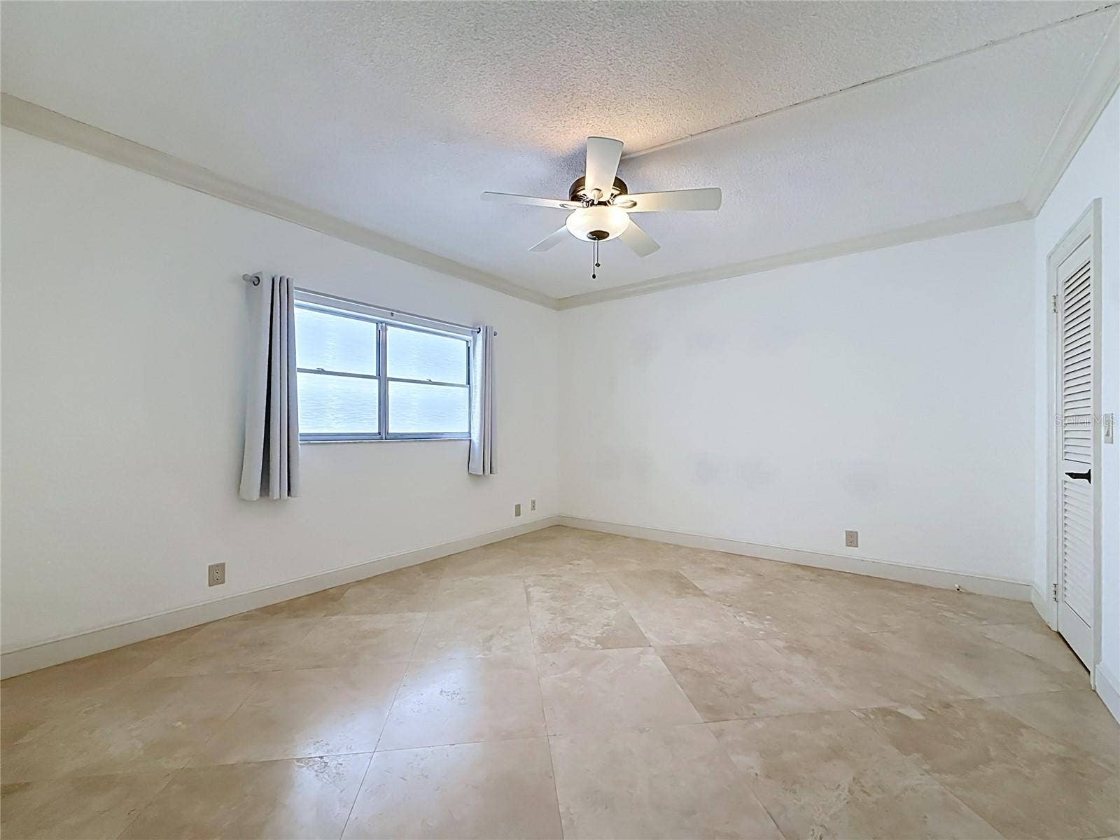 4950 GULF BOULEVARD, #903, St Pete Beach, FL 33706 4950 GULF BOULEVARD, #903, St Pete Beach, FL 33706