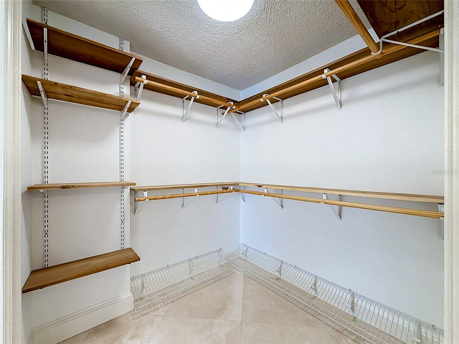 4950 GULF BOULEVARD, #903, St Pete Beach, FL 33706 4950 GULF BOULEVARD, #903, St Pete Beach, FL 33706