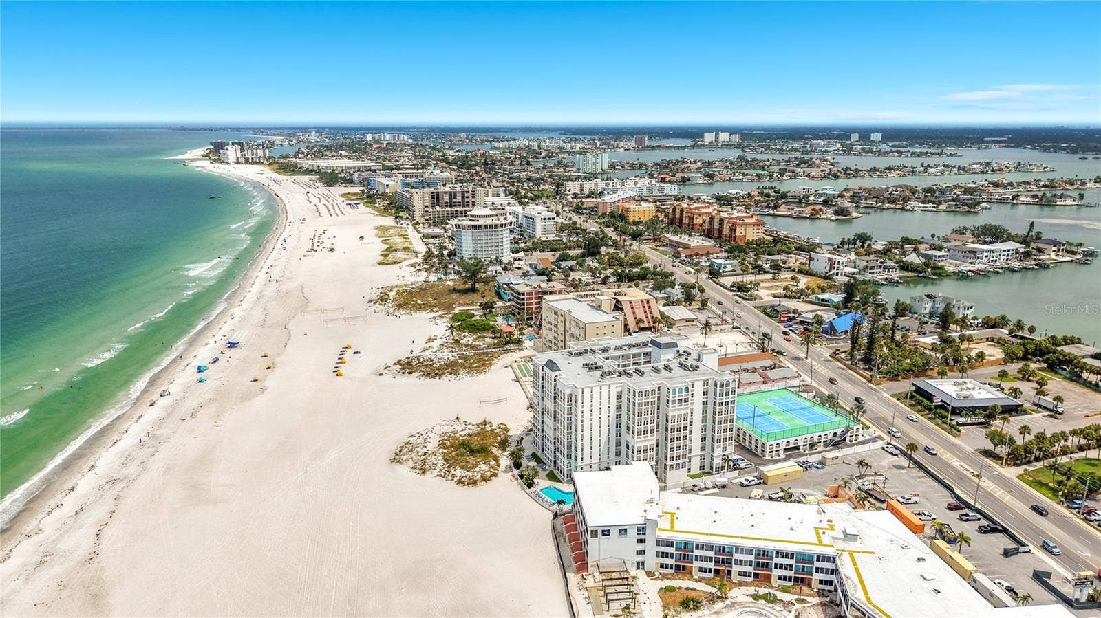 4950 GULF BOULEVARD, #903, St Pete Beach, FL 33706 4950 GULF BOULEVARD, #903, St Pete Beach, FL 33706